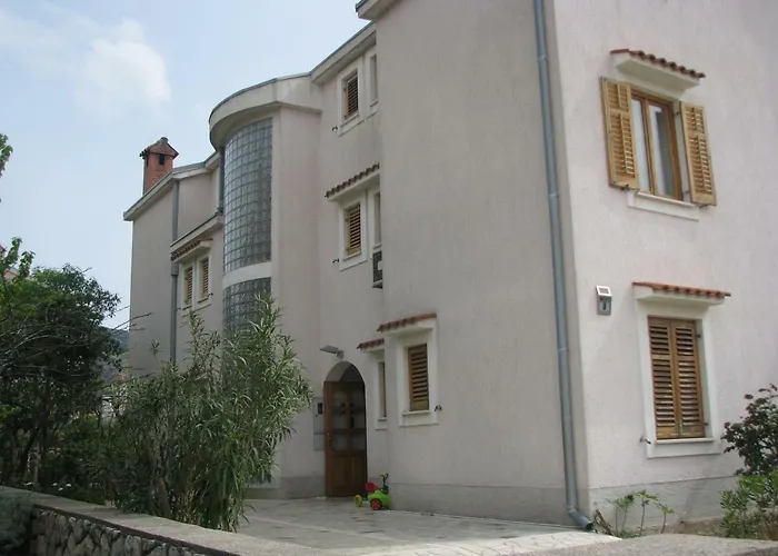 Apartments Toic Cres