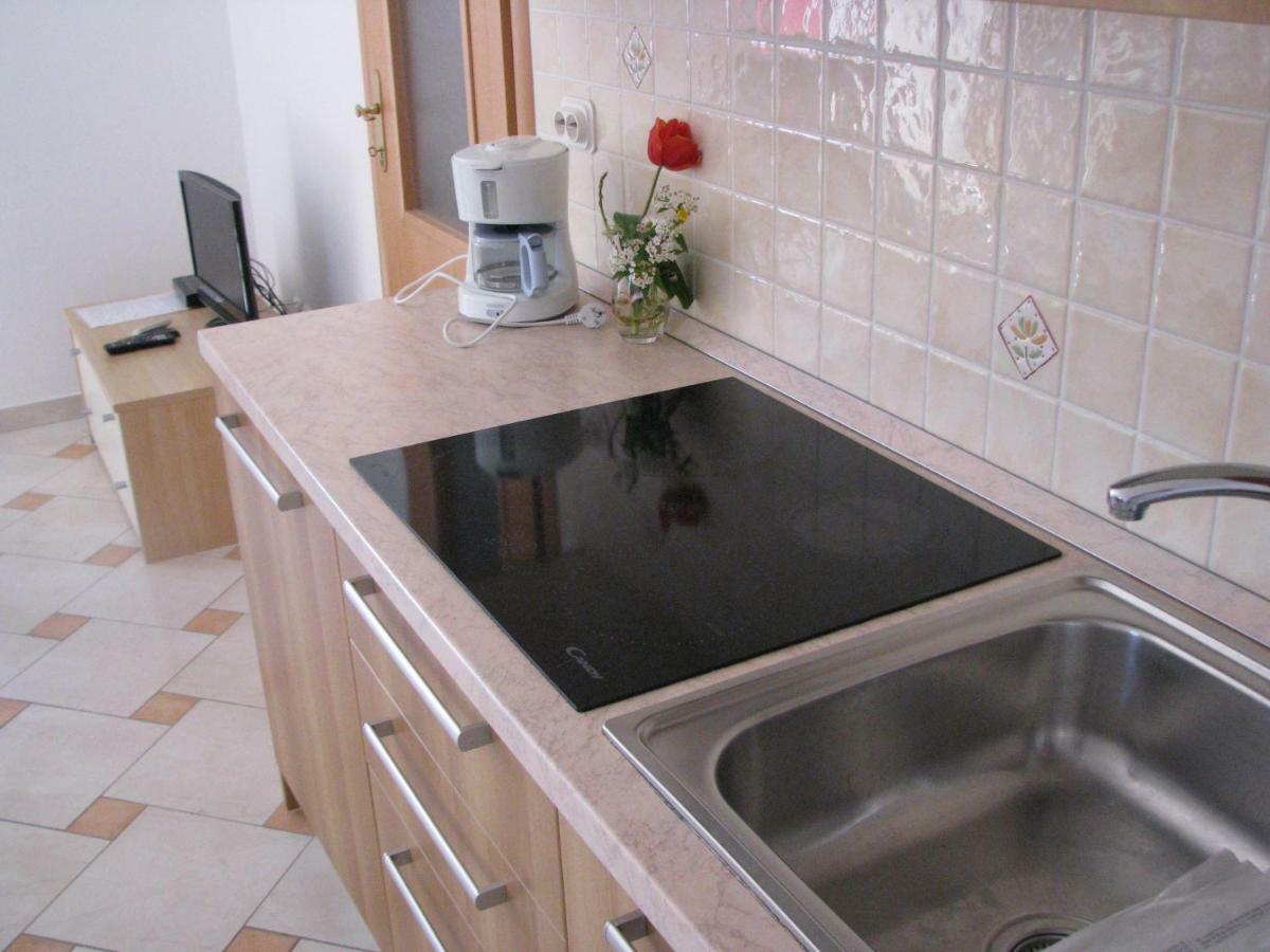 Toic Apartment Cres