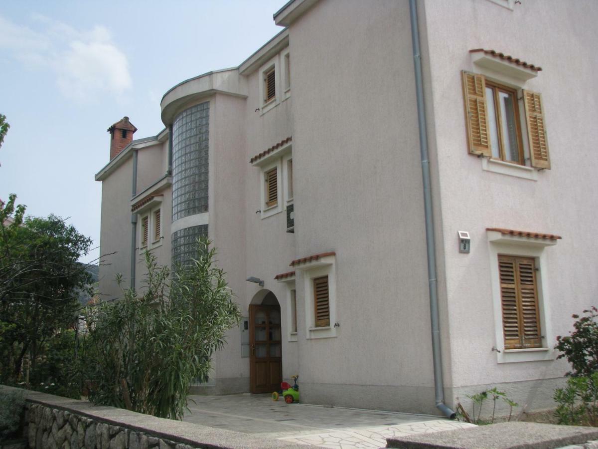 Apartment Toic
